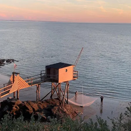 T2 De Standing Face Apartamento