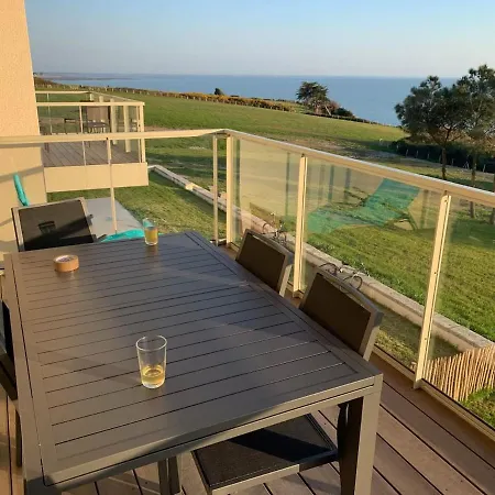 Апартаменты T2 De Standing Face *