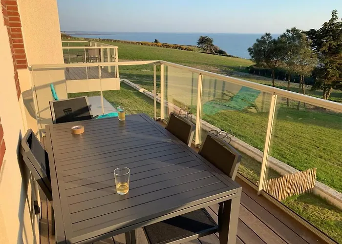 Апартаменты T2 De Standing Face *